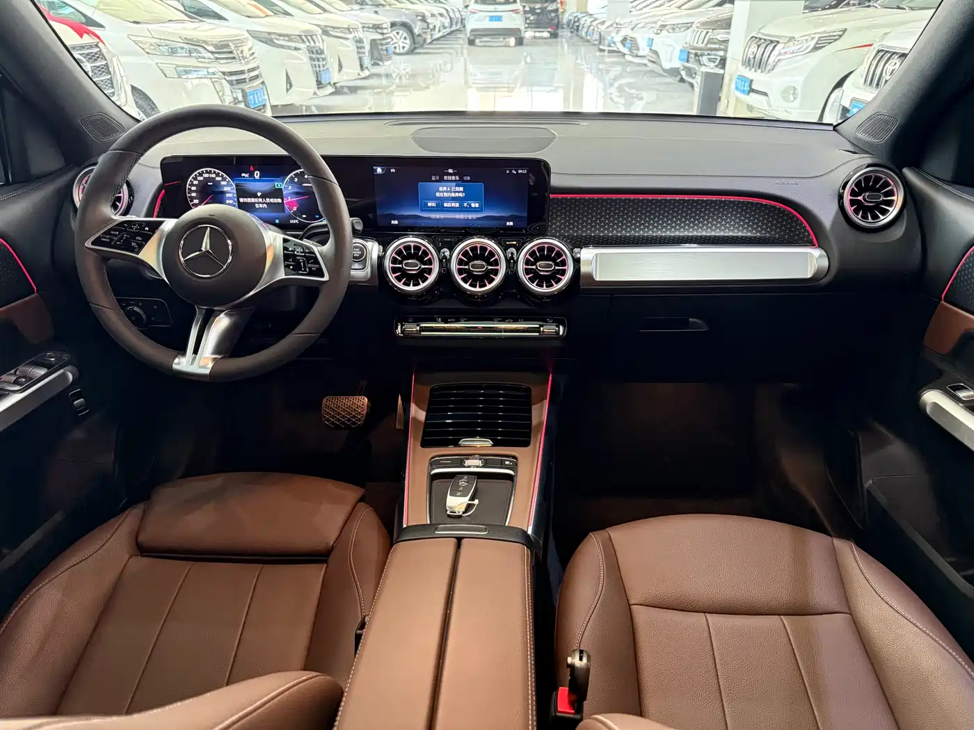 Mercedes-Benz GLB 2025 GLB 220 Dynamic фото 12