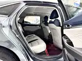 Фото 12 - Geely Preface