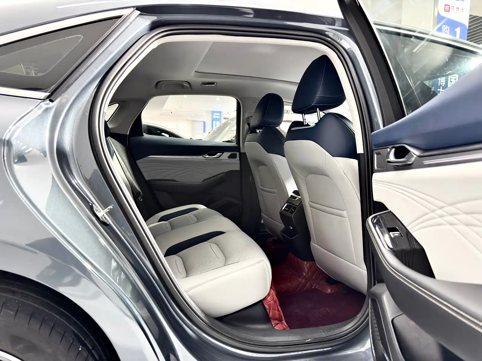 Фото 12 - Geely Preface