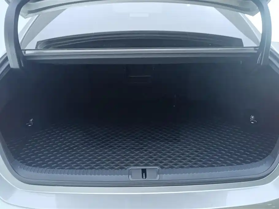 Lexus ES 2022 200 Excellence Edition фото 4