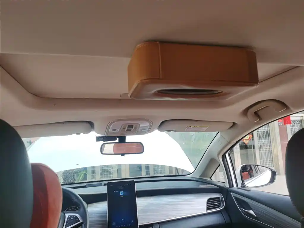 BYD Song MAX New Energy 2019 DM 1.5T Smart Connect Advance 6-seater China VI фото 9