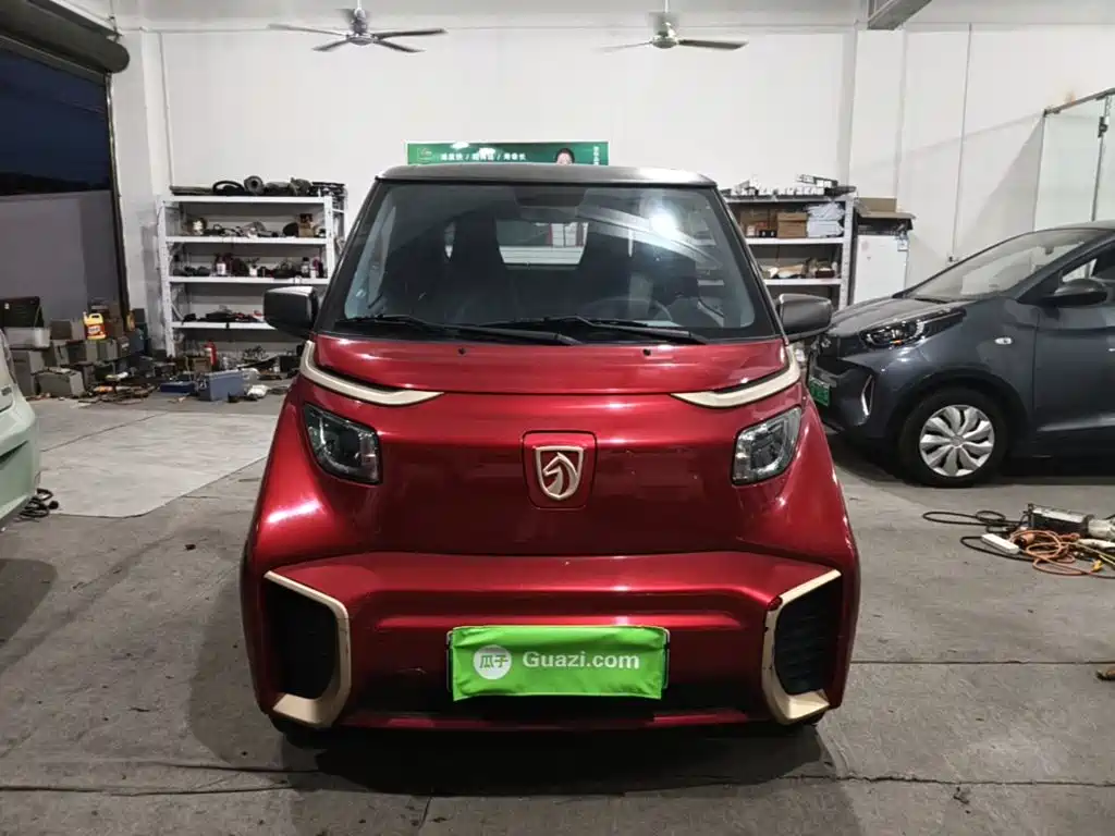 Фото 3 - Baojun E200
