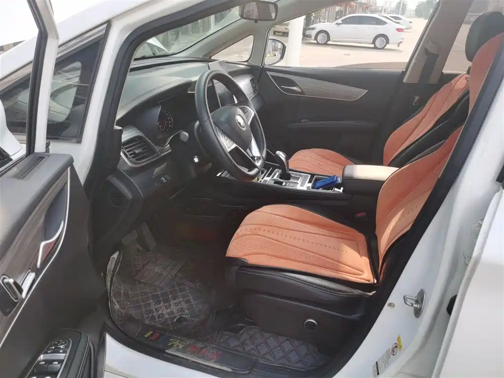 BYD Song MAX New Energy 2019 DM 1.5T Smart Connect Advance 6-seater China VI фото 14