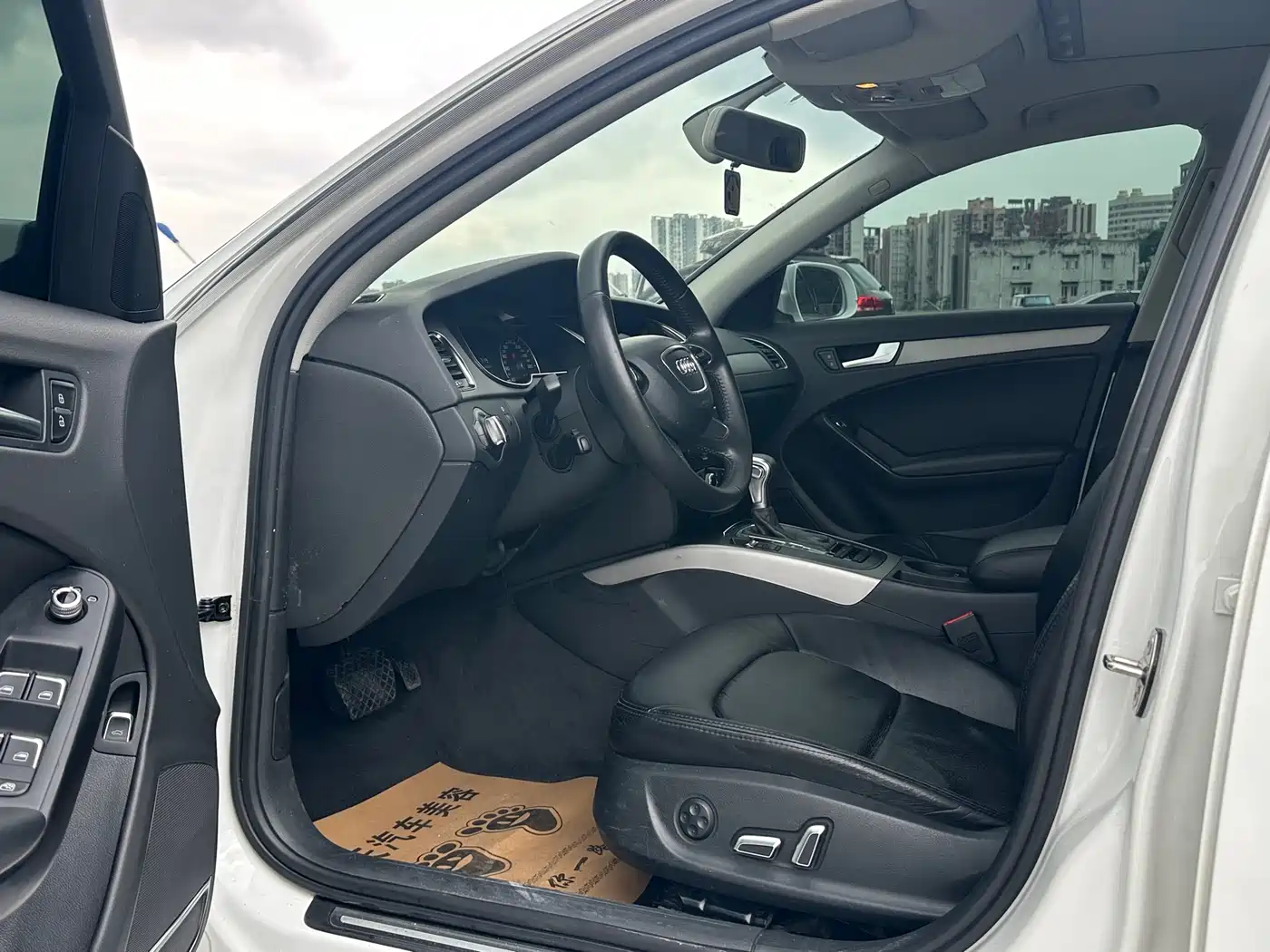 Audi A4L 2013 30 TFSI Automatic Comfort фото 9
