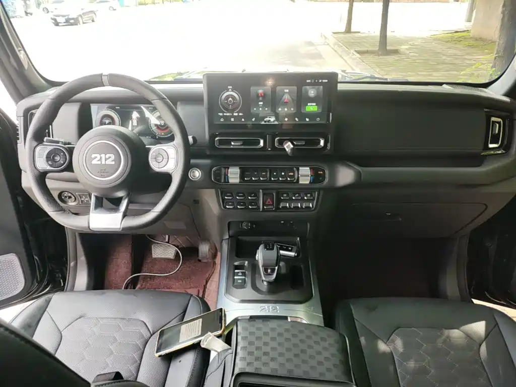 212 T01 2026 2024 2.0T Mechanic