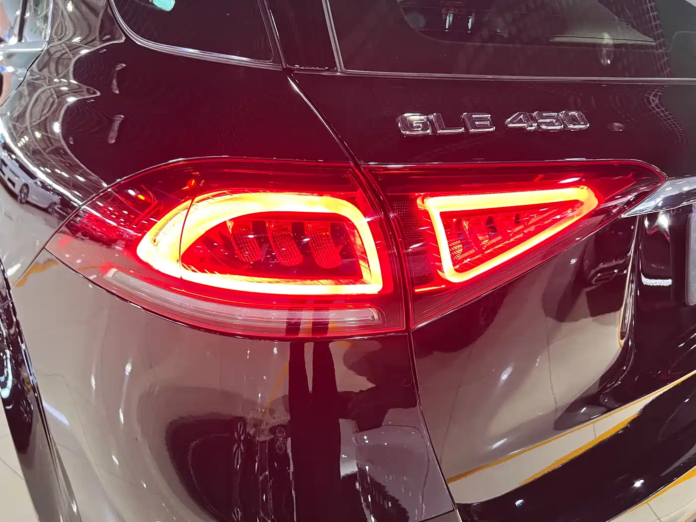 Mercedes-Benz GLE 2020 Facelift GLE 450 4MATIC Luxury фото 18