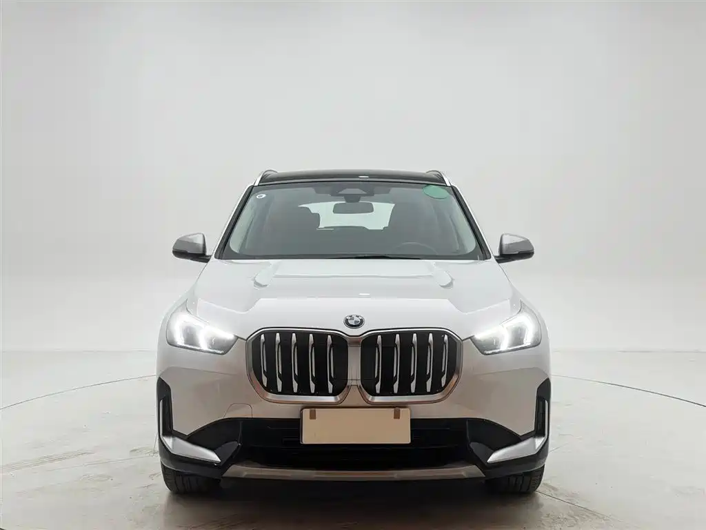 BMW X1 2023 sDrive20Li X Design Package фото 2