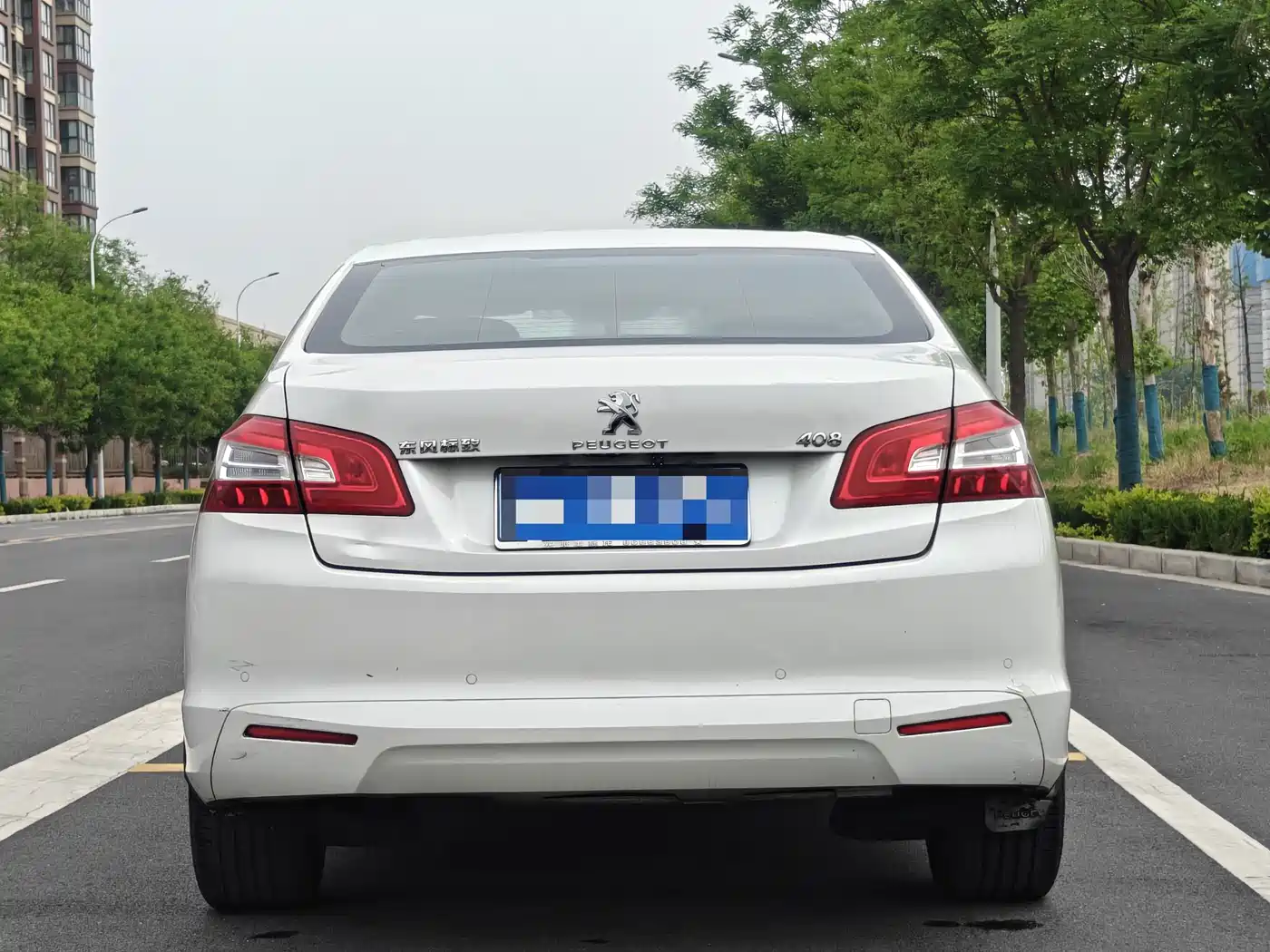 Peugeot 408 2014 1.8L Automatic Luxury Edition фото 12