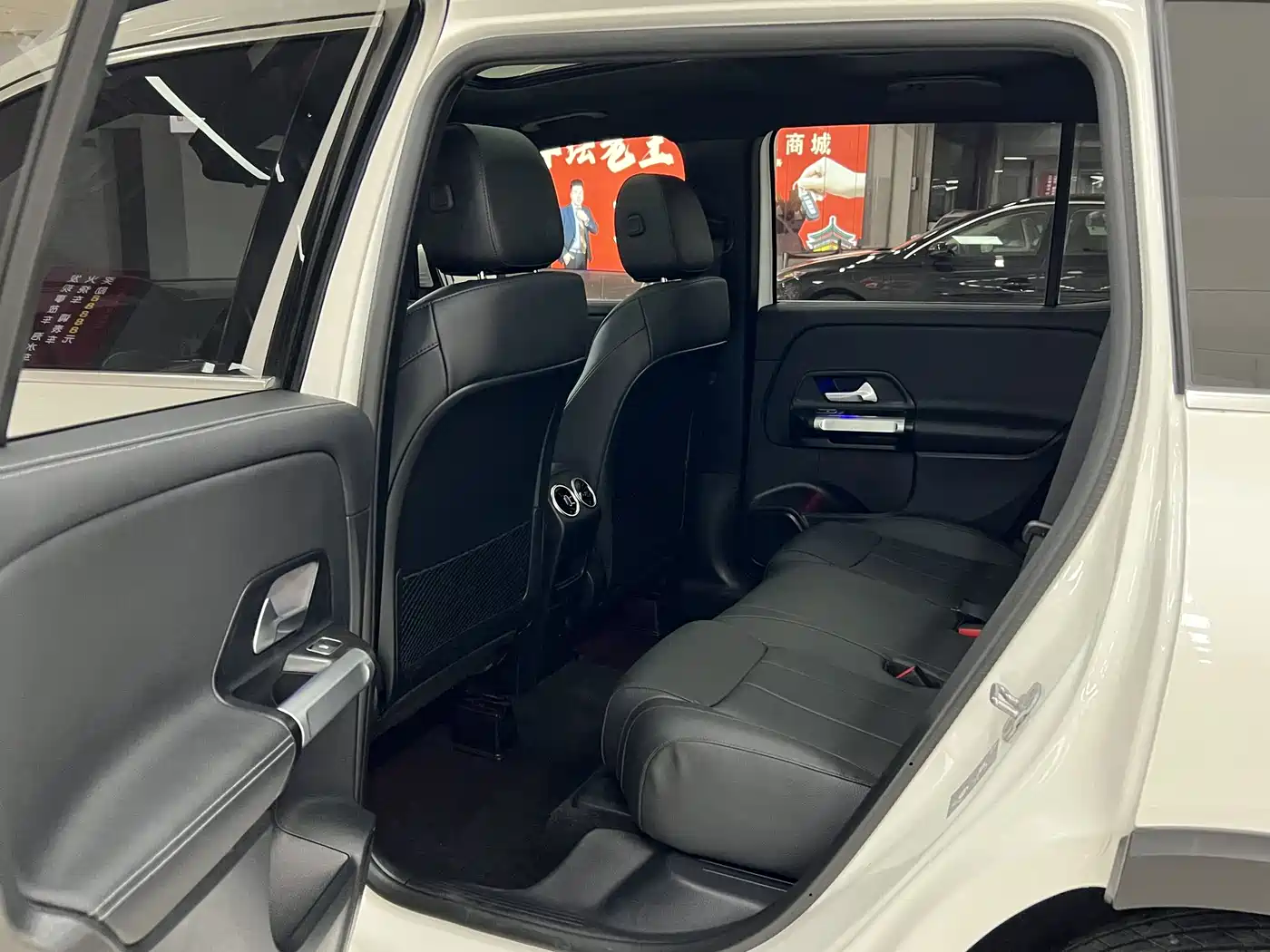 Mercedes-Benz GLB 2023 GLB 220 Dynamic фото 11