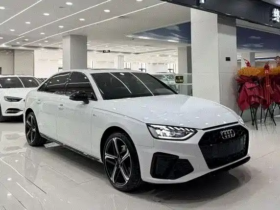 Audi A4L 2024 40 TFSI Luxury Dynamic фото 3