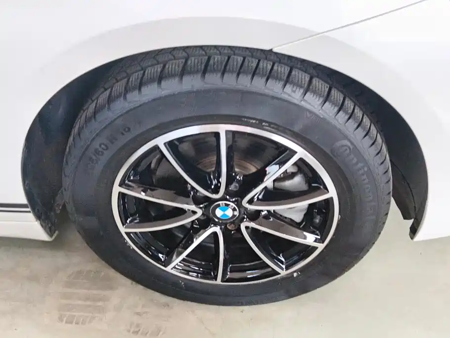 صورة 5 - BMW 2 Series Touring