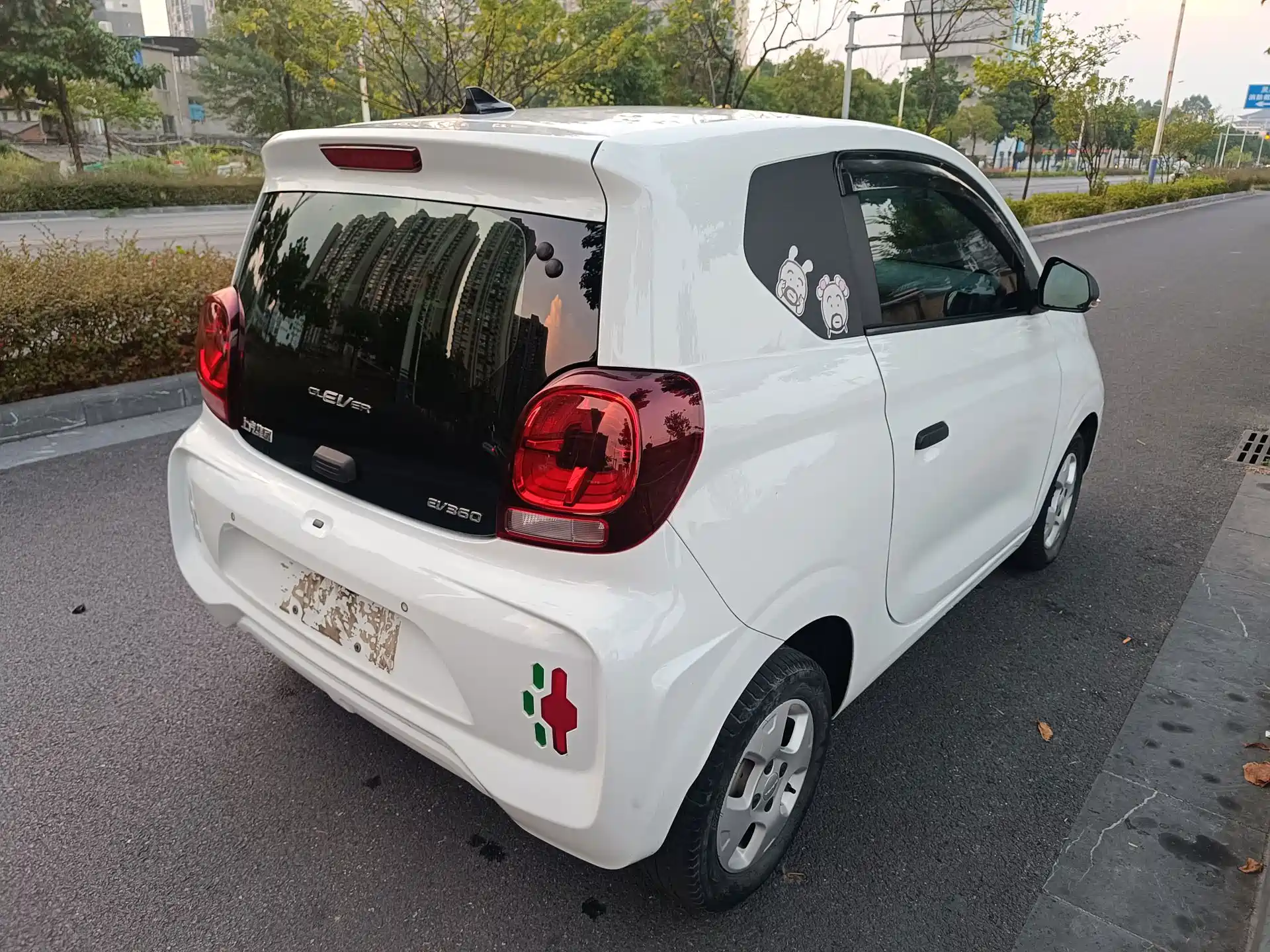 Фото 4 - Roewe Clever