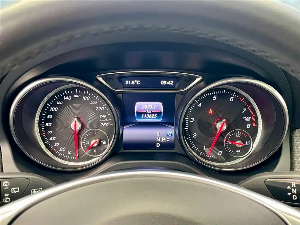 Mercedes-Benz GLA 2019 GLA 200 Dynamic фото 13