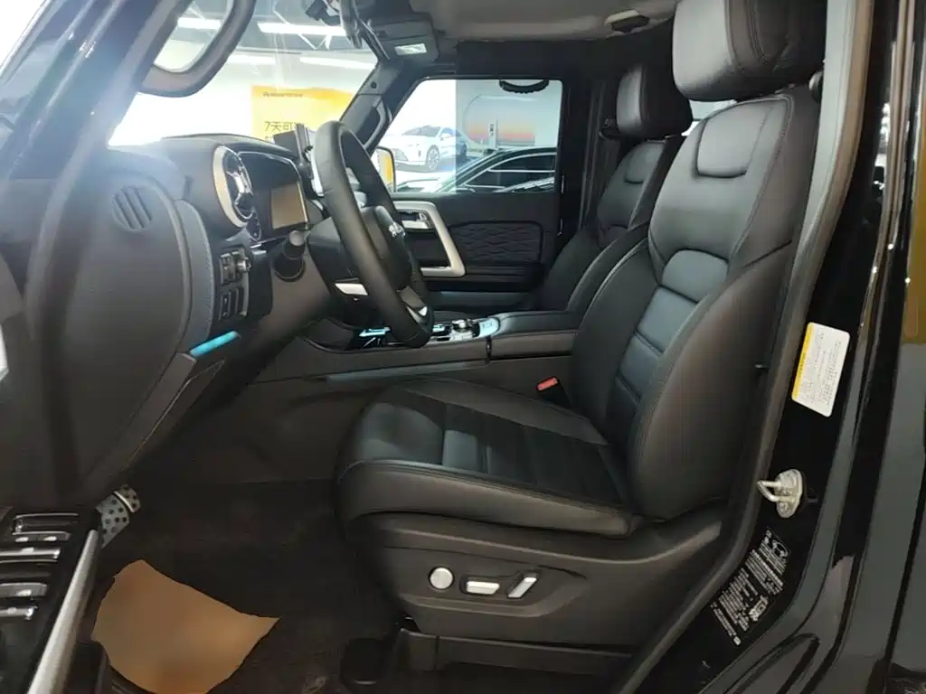 BAIC ORV Beijing Offroad BJ40 2025 2024 2.0T Urban Hunter Glory Edition