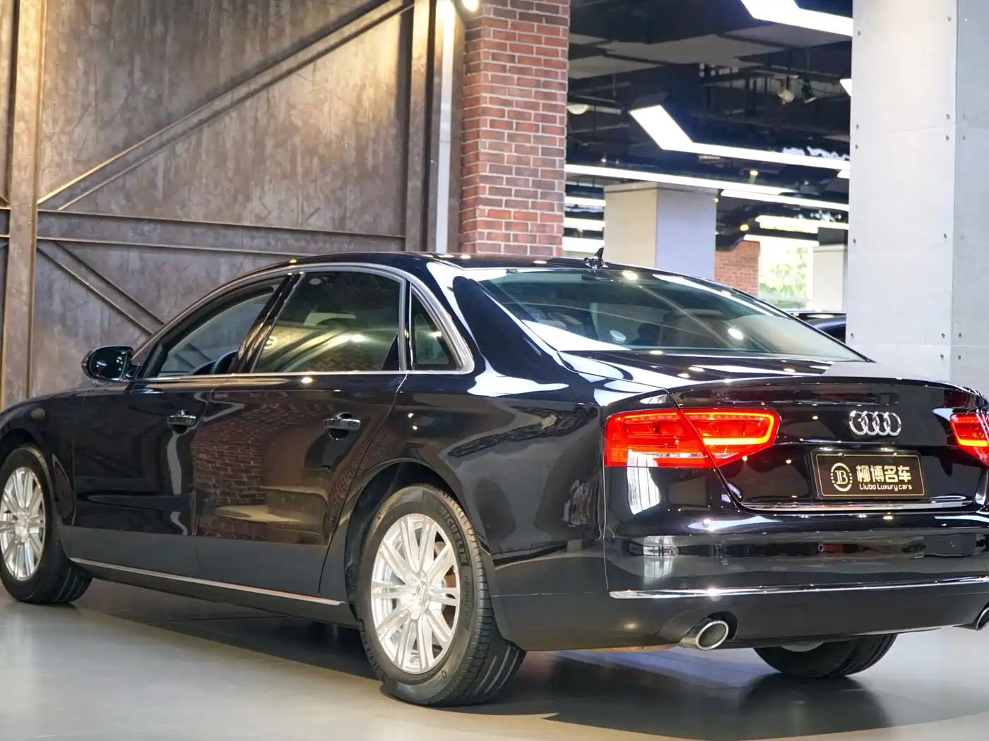 Audi A8 2012 A8L 45 TFSI quattro Luxury фото 4