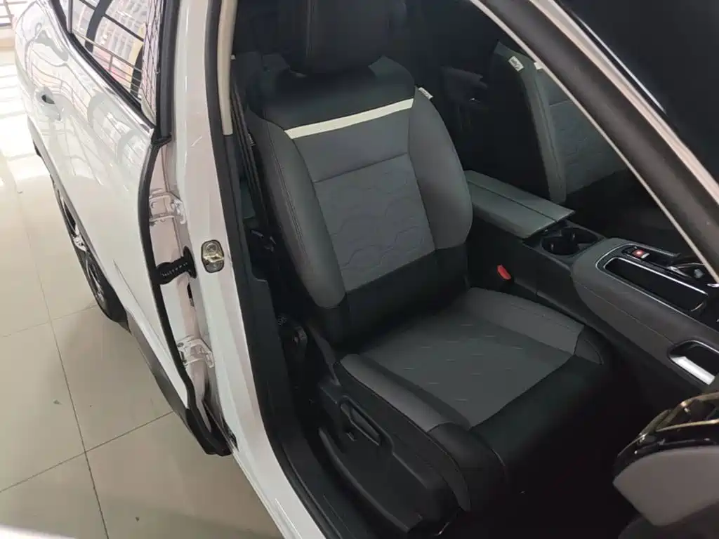 Фото 25 - Citroën Tianyi C5 AIRCROSS
