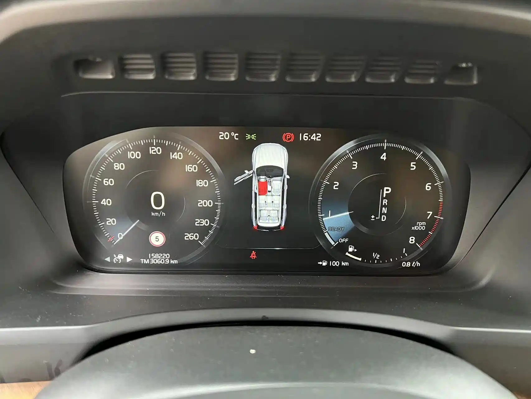 Photo 30 - Volvo XC90