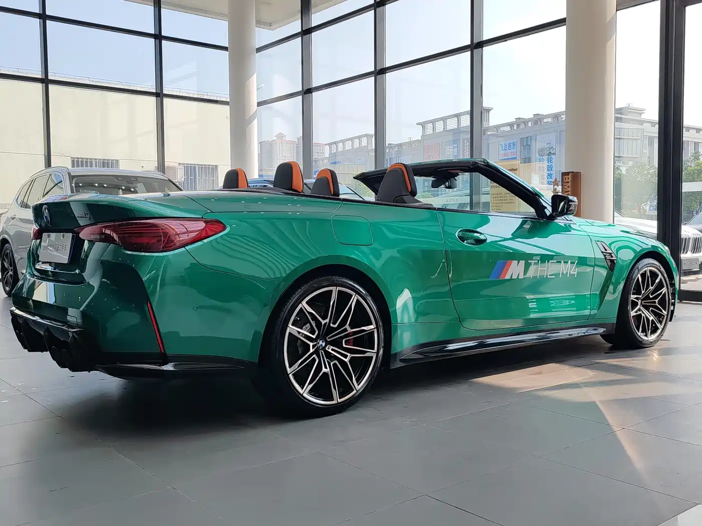 BMW M4 2025 2024 BMW M4 Convertible M xDrive Competition