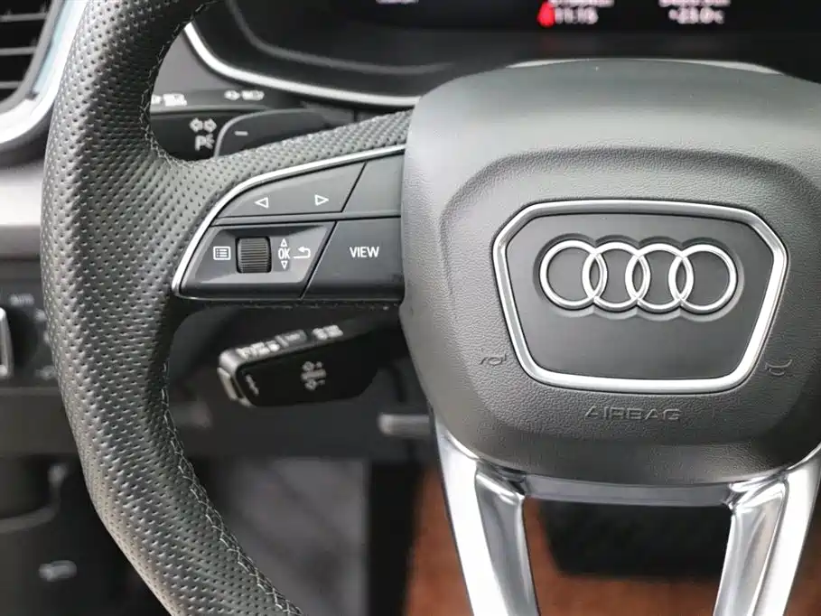 Audi Q5L 2022 45T Luxury Dynamic фото 17