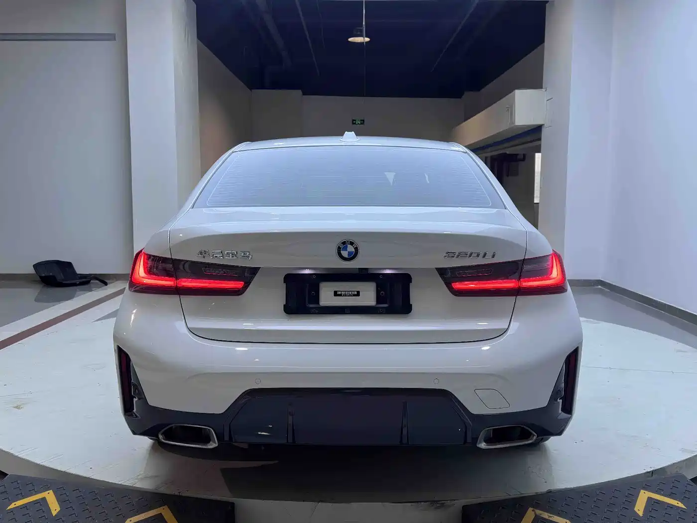 BMW 3 Series 2023 320Li M Sport Package фото 5