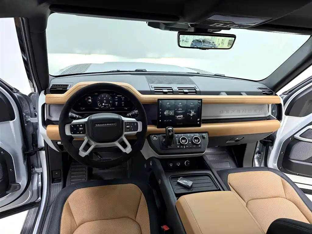 Land Rover Defender 2024 110 3.0T P400 X-DYNAMIC HSE фото 13