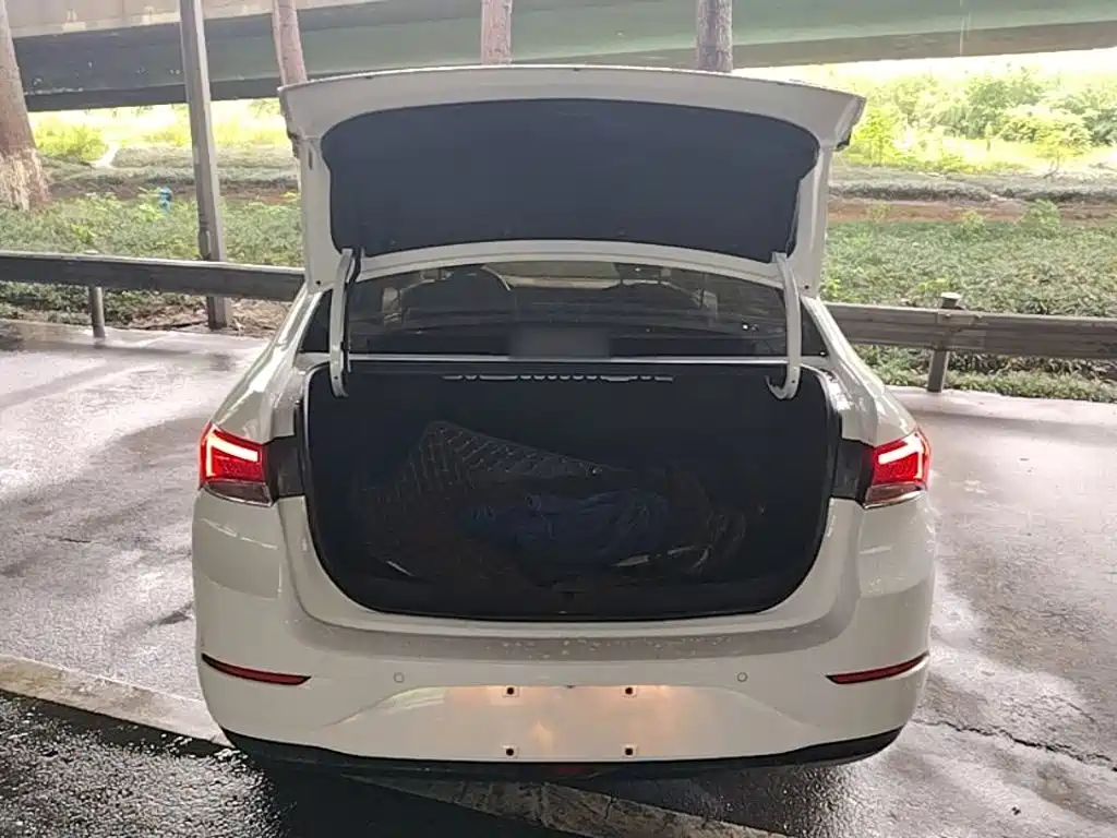 Buick Excelle 2023 2021 Facelift 1.3T Auto Mild Hybrid Progressive
