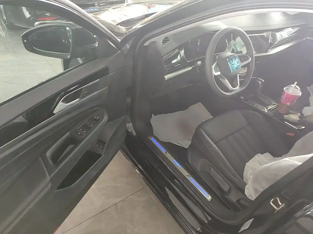 Volkswagen Passat New Energy 2026 2025 430PHEV Hybrid Business Edition