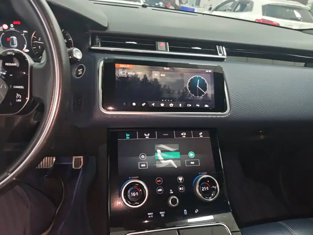 Land Rover Range Rover Velar 2019 2019 250PS R-DYNAMIC S