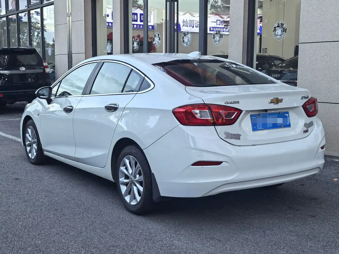 Chevrolet Cruze 2018 2018 320 Automatic Pioneer Sunroof Edition