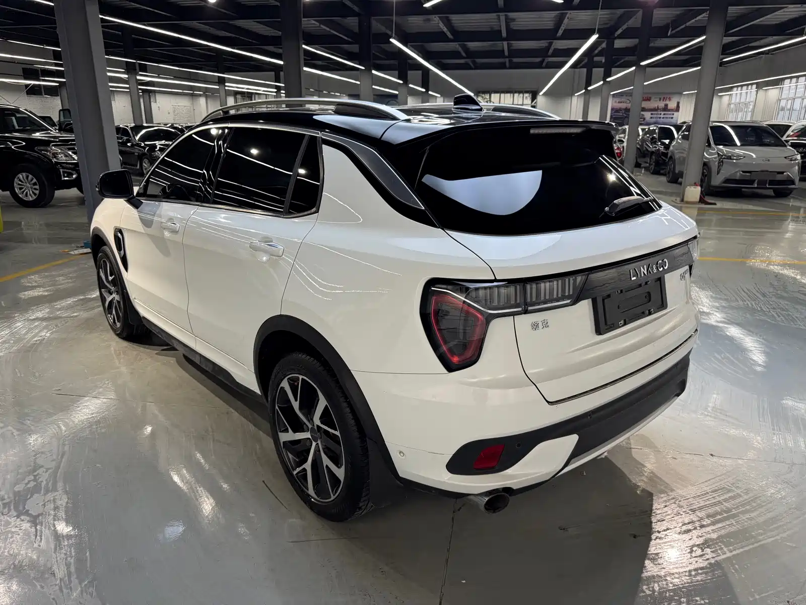 Photo 19 - Lynk & Co 01 EM-P