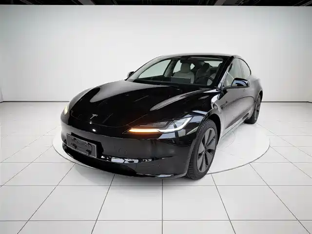 TESLA MODEL 3 2026