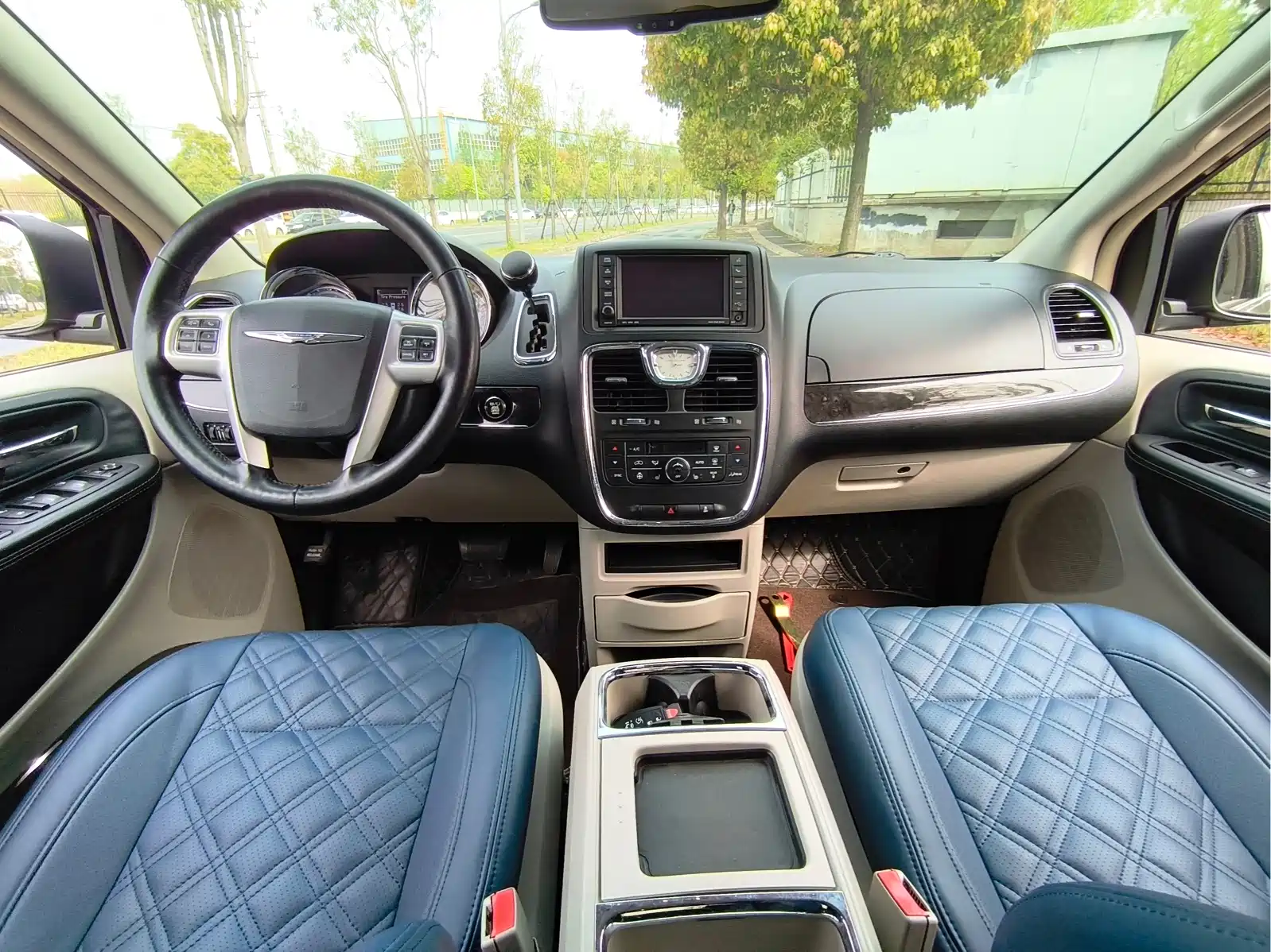 Фото 4 - Chrysler Pacifica