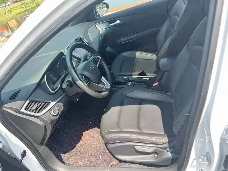 Chevrolet Monza 2019 RS 330T Auto Smooth Edition China VI фото 4
