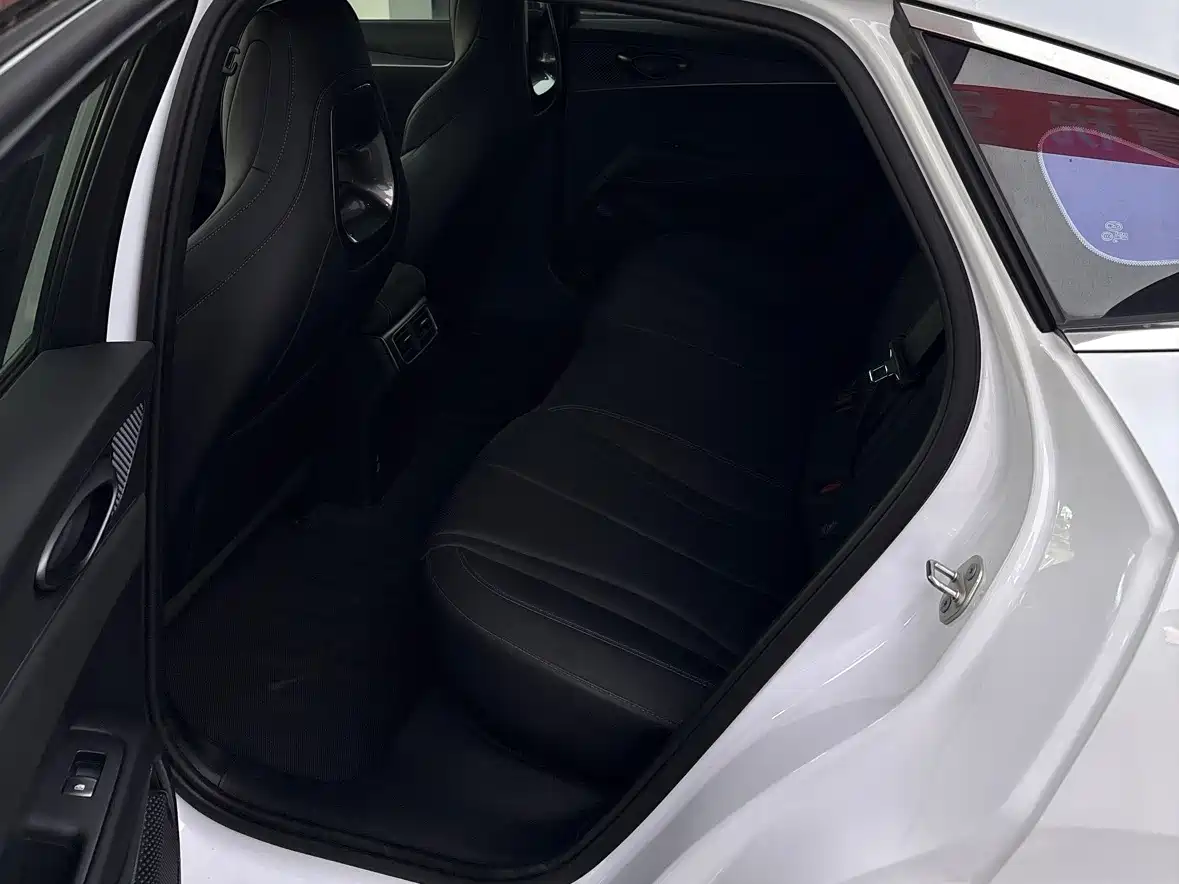 BYD SEAL 06 NEW ENERGY