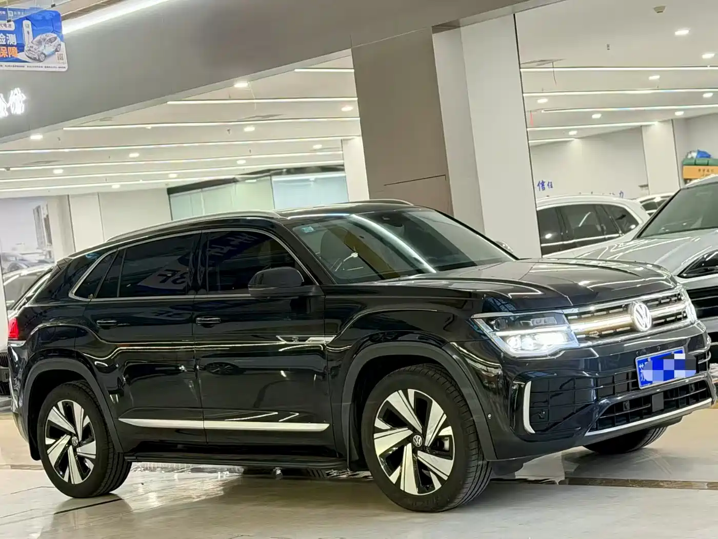 Volkswagen Teramont 2023 380TSI AWD Premium Luxury Edition фото 3