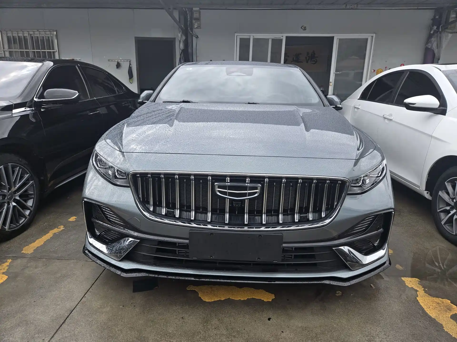 Фото 2 - Geely Preface