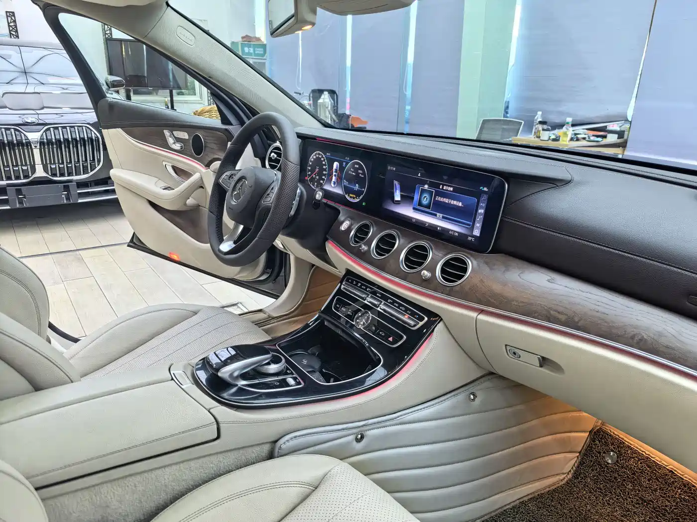 Mercedes-Benz E-Class 2016 E 300 L Fashion Type фото 7