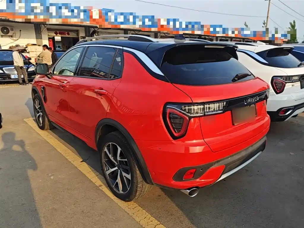 Lynk & Co 01 2017 2.0T AWD Pro фото 5