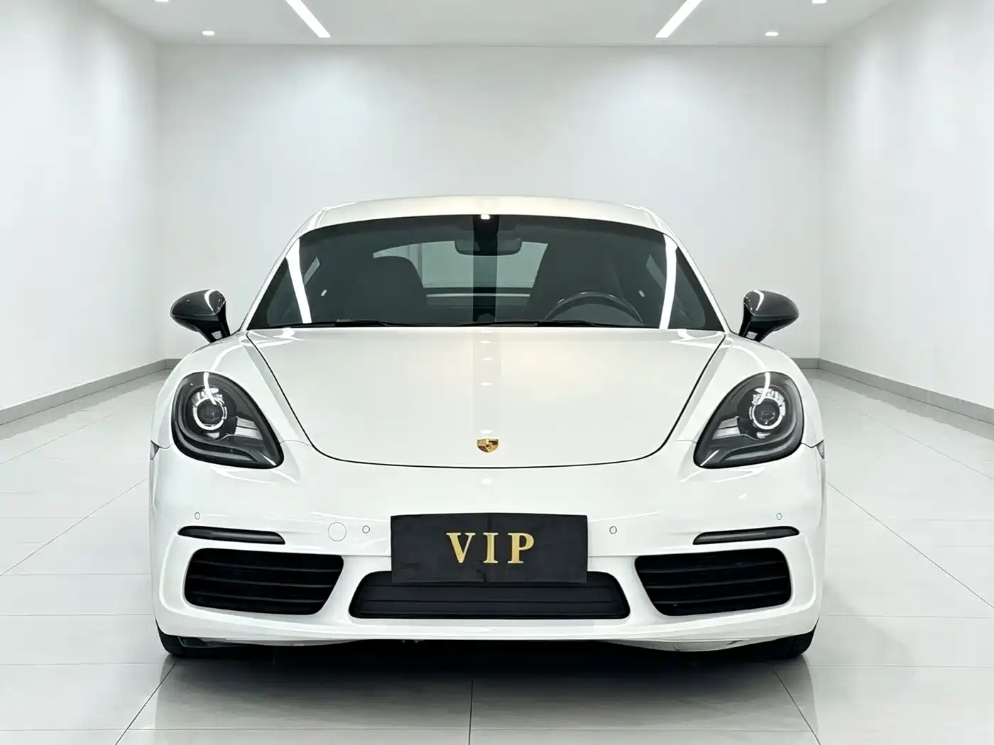 Фото 2 - Porsche 718