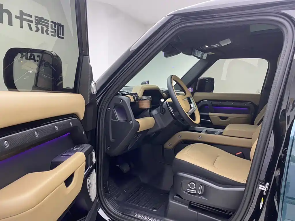 Land Rover Defender 2025 2025 130 3.0T P400 7-Seater Luxury Edition