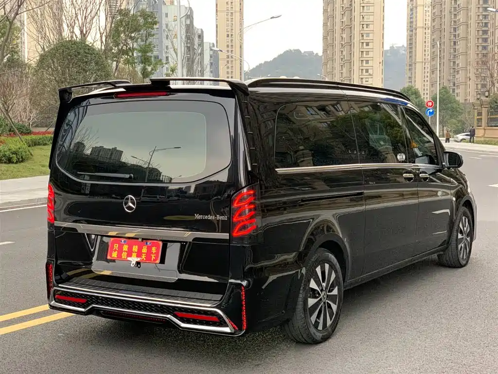 Mercedes-Benz Vito 2024 2.0T Elite Edition 7-Seater фото 4