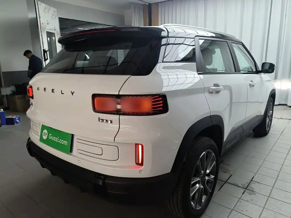 Geely ICON 2025 2026 Chocolate 1.5TD Pure Edition
