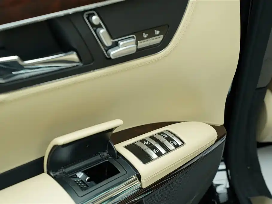 Mercedes-Benz S-Class 2008 Model S 600 L фото 25