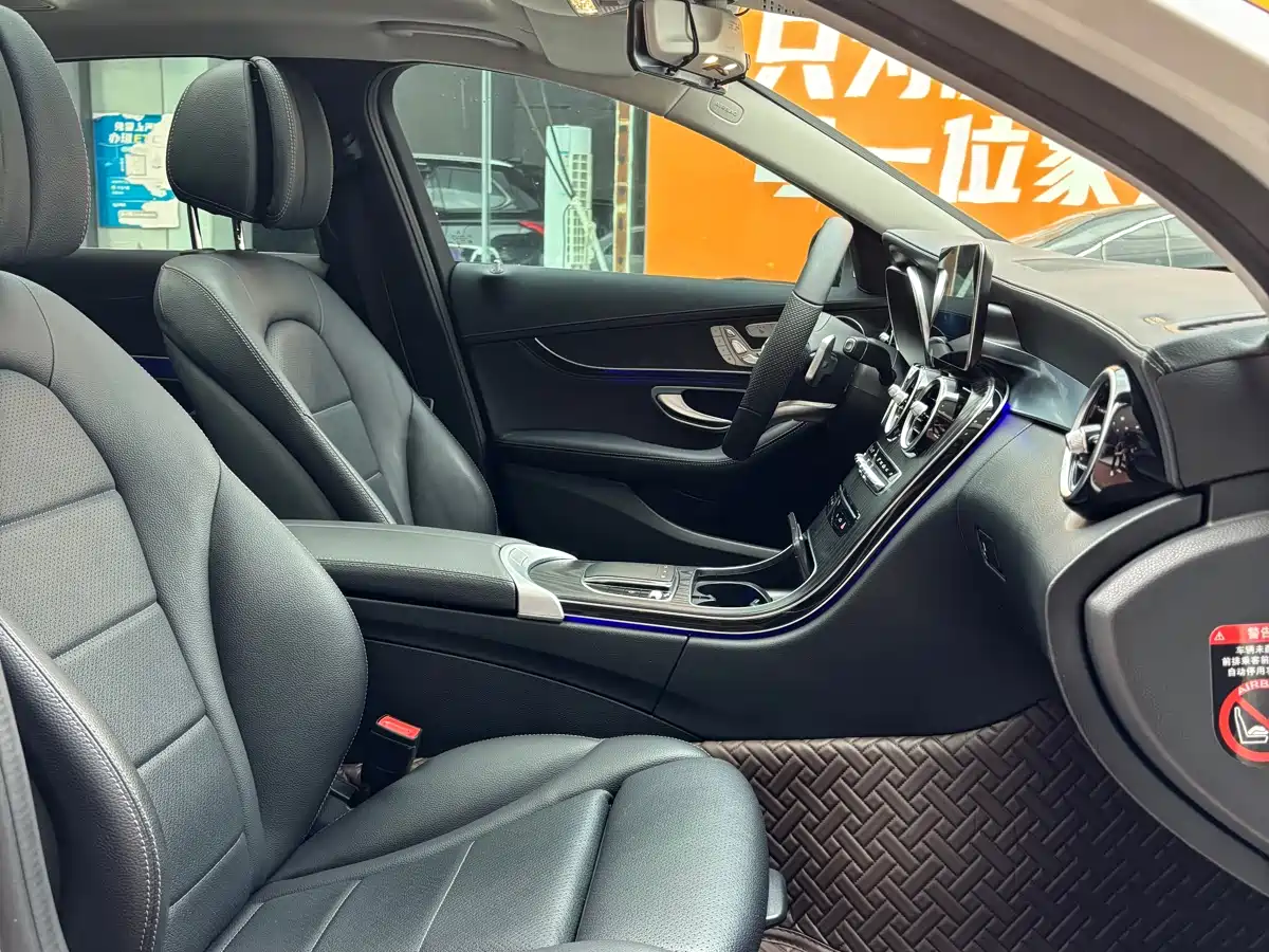 Mercedes-Benz C-Class 2020 Facelift C 260 L Sport фото 7