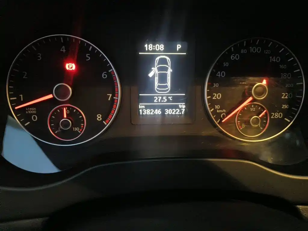Photo 4 - Volkswagen Sagitar