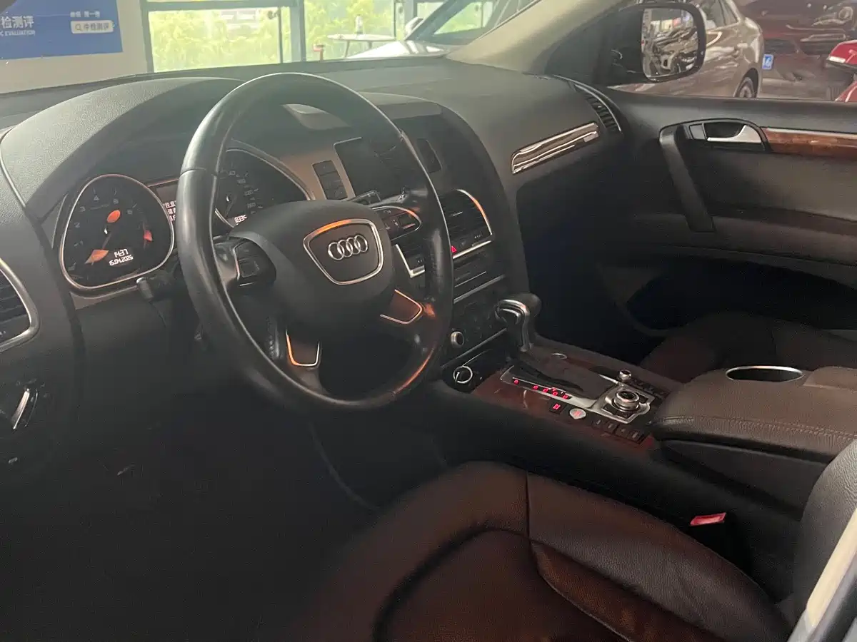 Audi Q7 2014 35 TFSI Progressive фото 7