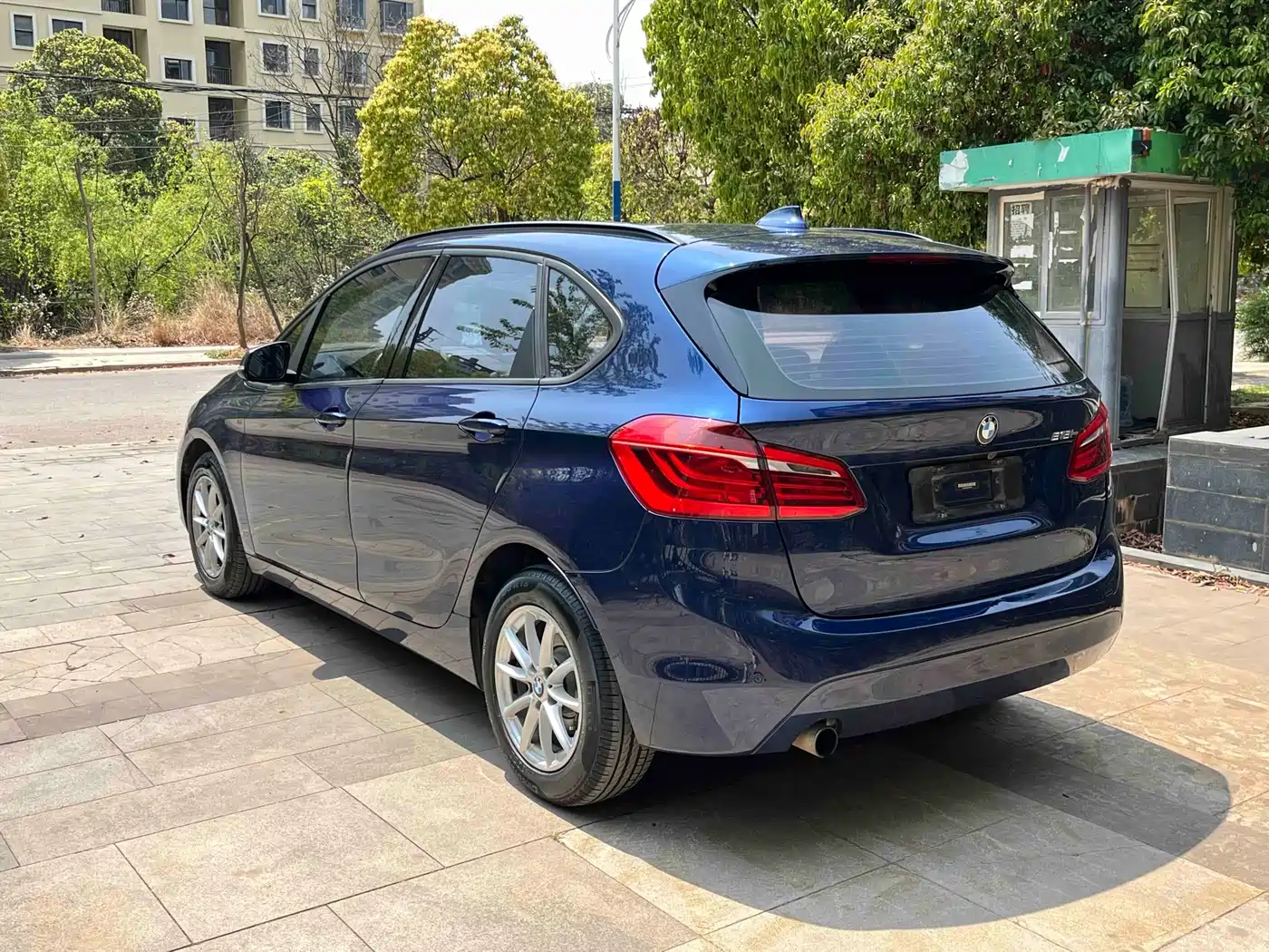 BMW 2 SERIES STATION WAGON