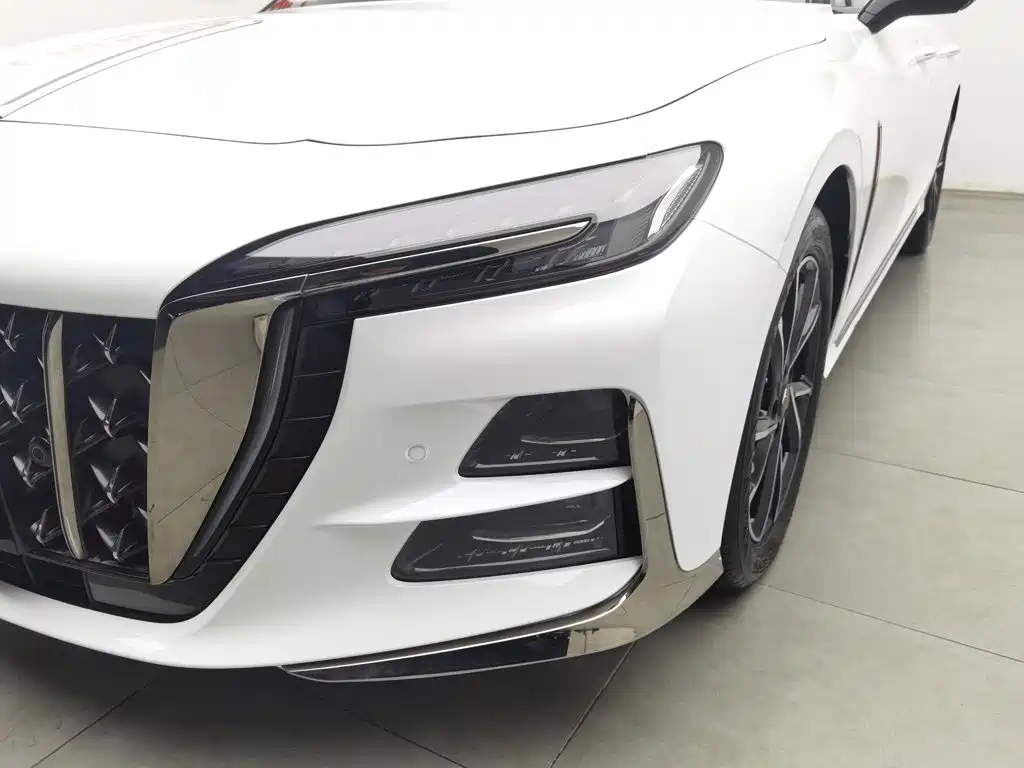 Hongqi H6, миниатюра 7