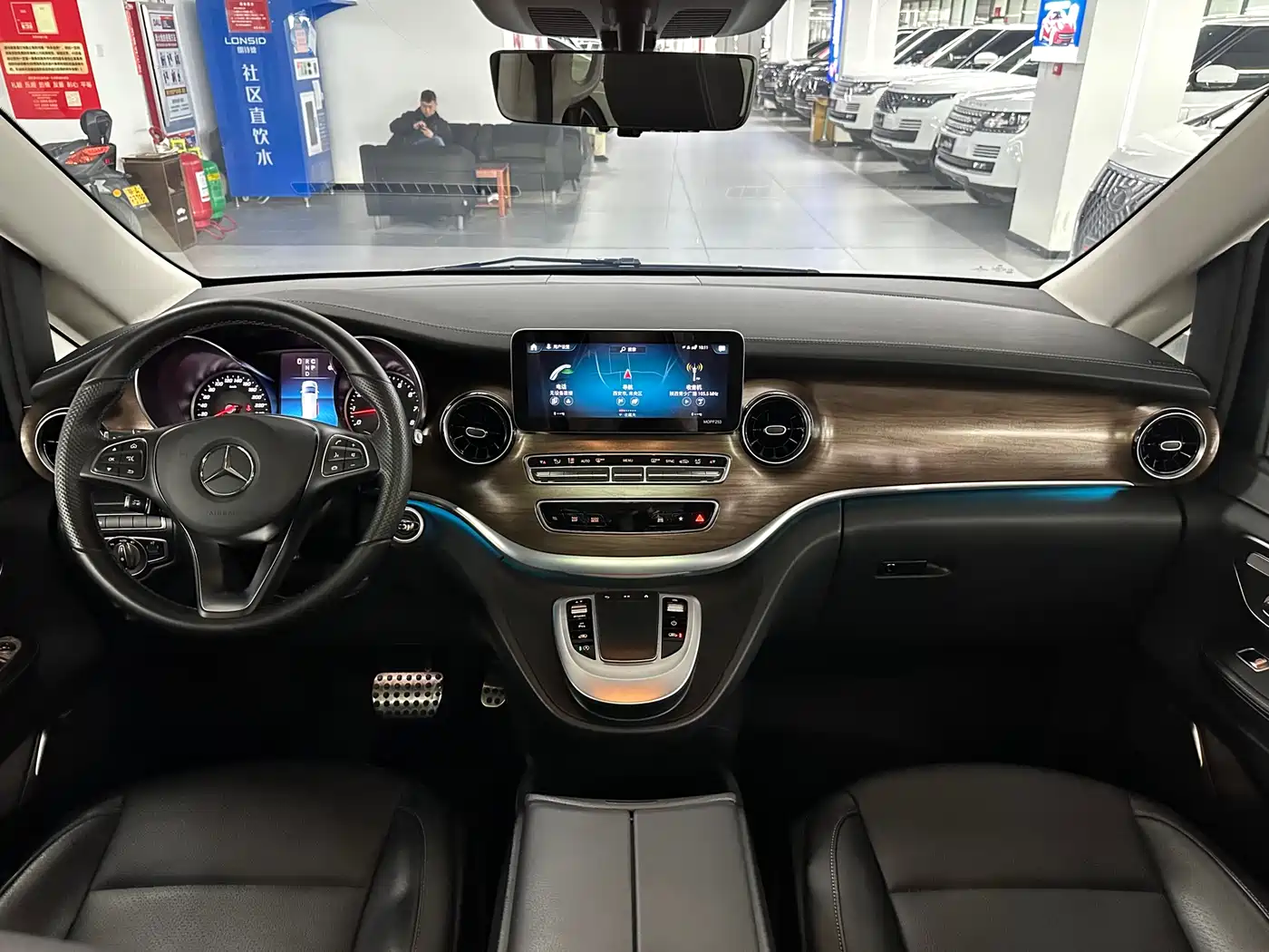 MERCEDES-BENZ V CLASS