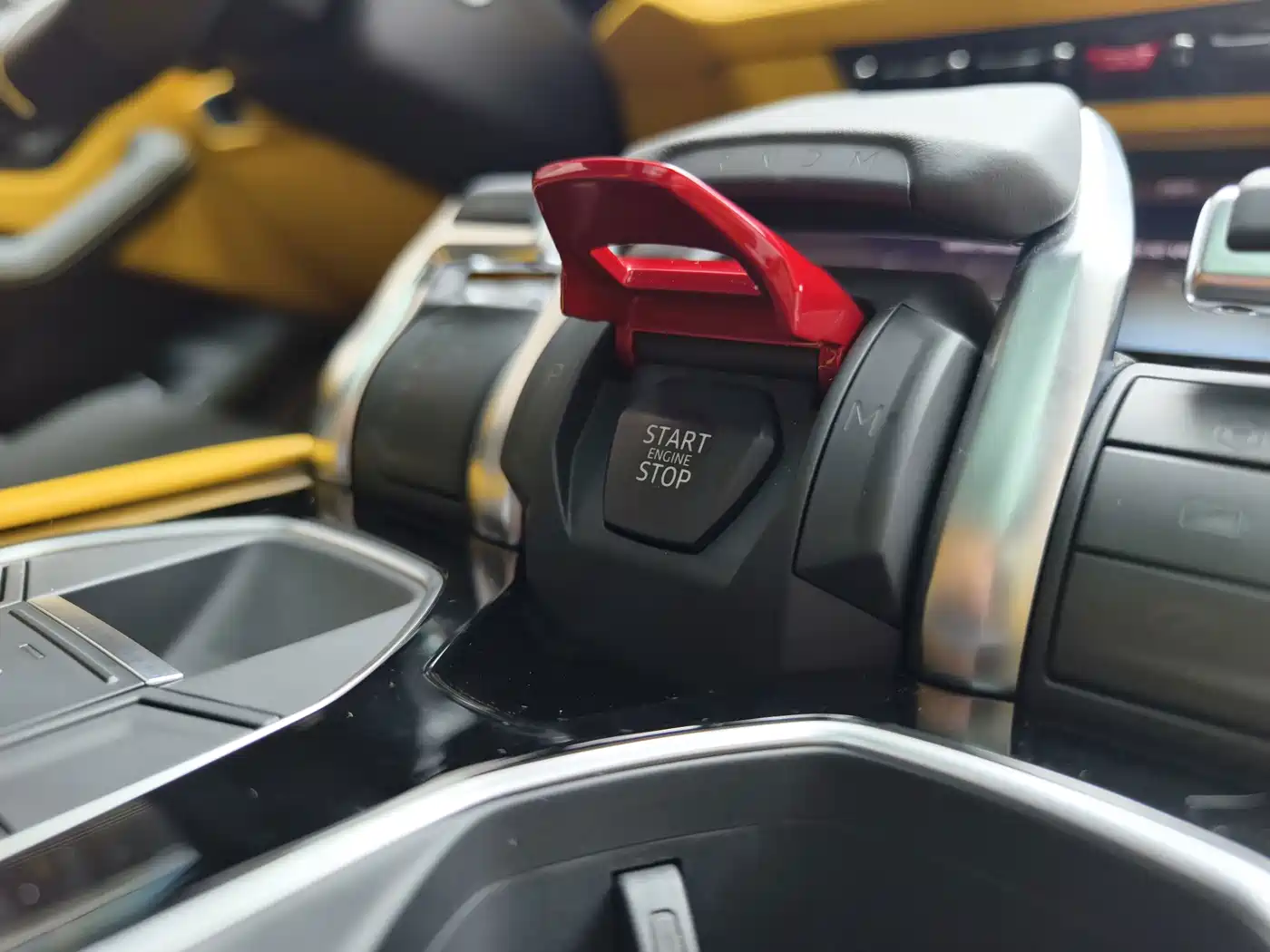 Lamborghini Urus SE 2026 2025 4.0T Standard Edition